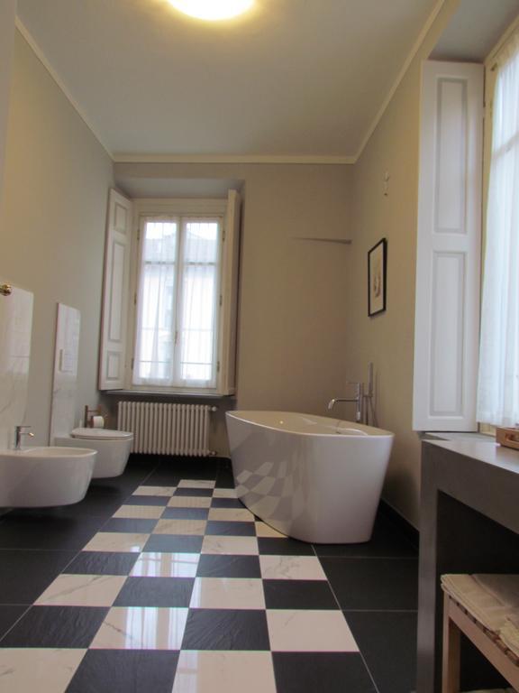 L'Approdo Di Sant'Agostino Bed and Breakfast Como Buitenkant foto